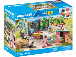 Small Chicken Farm in Tiny House Garden - Playmobil My Life